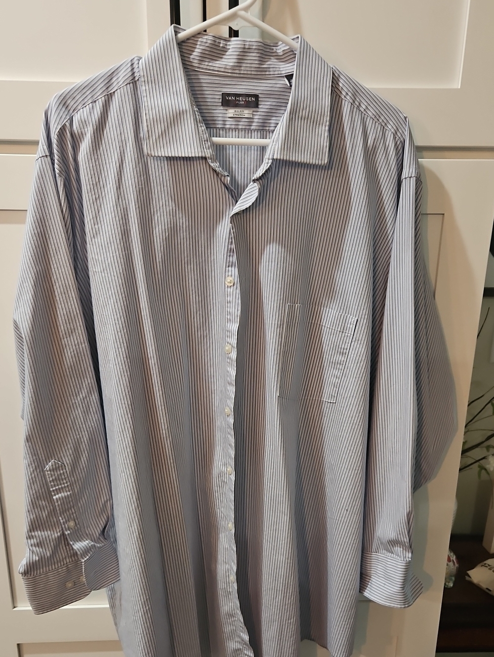 Van Heusen Men’s Light Blue and White Pinstripe Dress Shirt 18.5